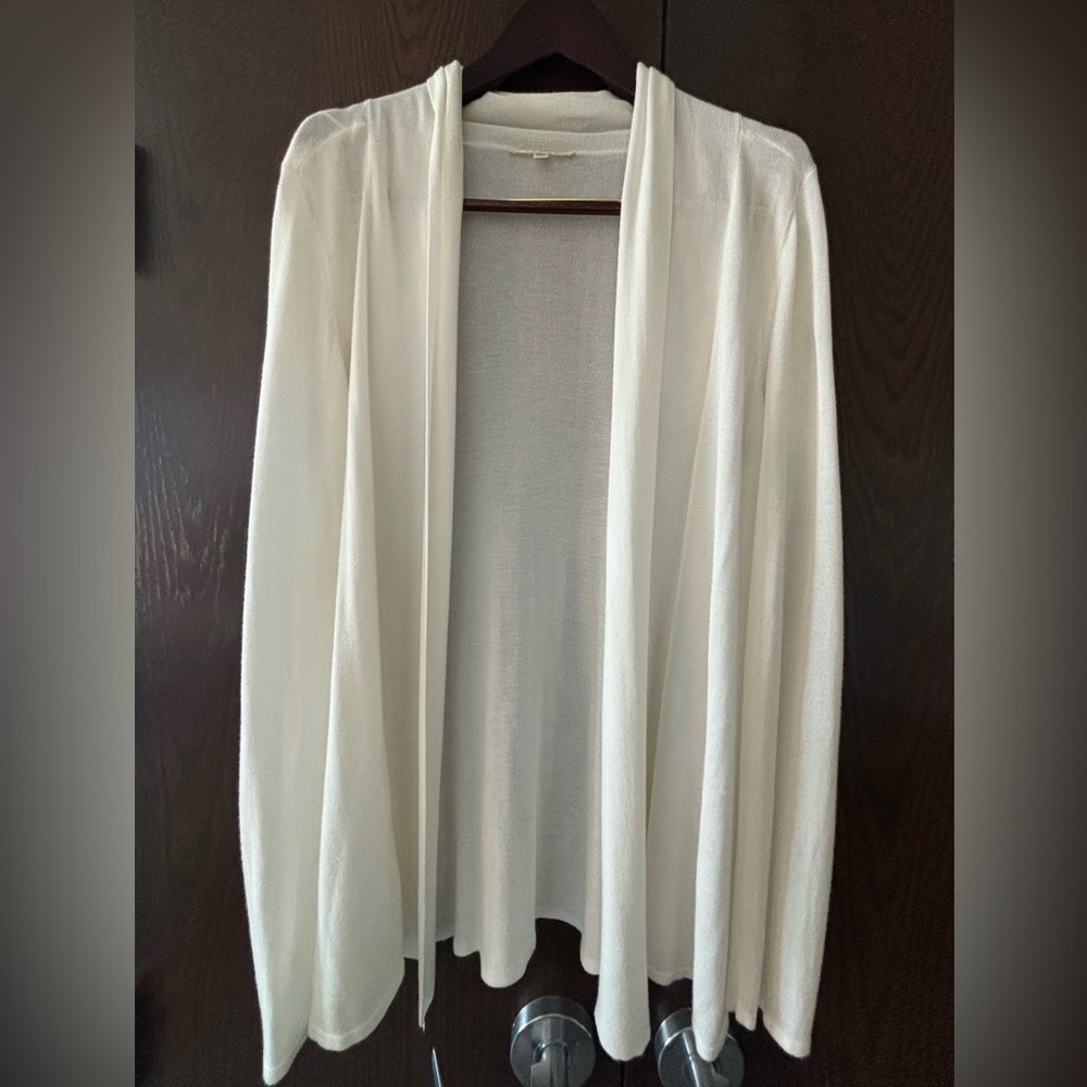 Lightweight “Winter white” Ivory Cardigan - Size XL